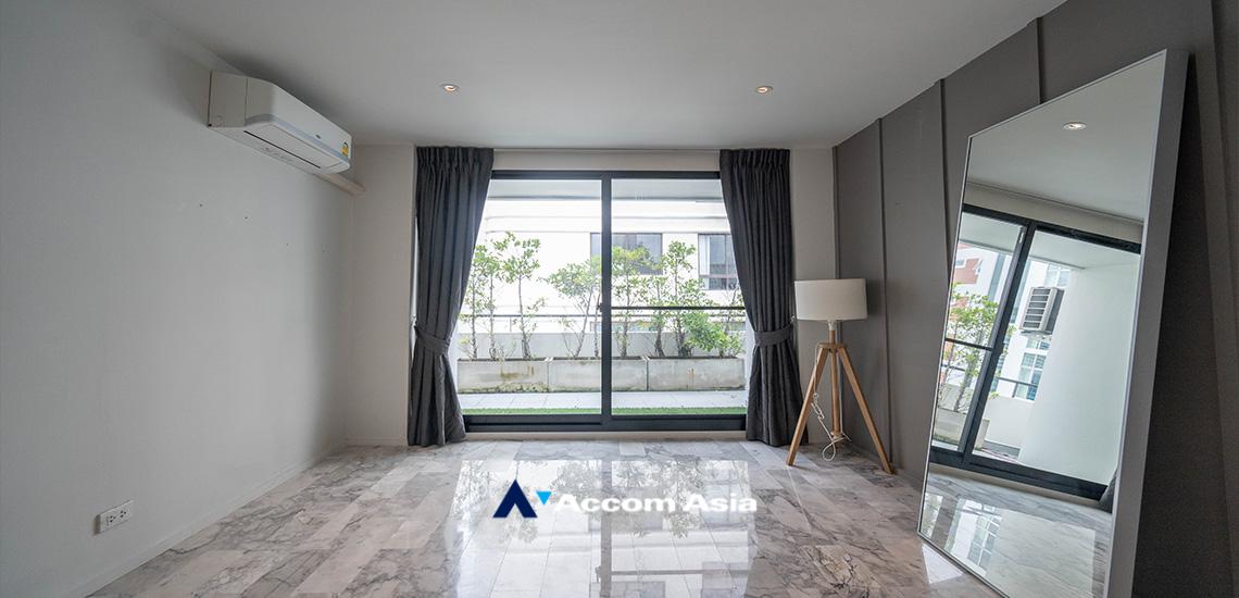 12  3 br Apartment for rent and sale in Sukhumvit ,Bangkok MRT Sukhumvit - BTS Asok at Contemporary Mansion 1005601