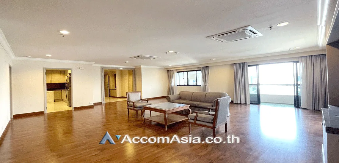 unitPet friendly |  3 Bedrooms  Apartment For Rent in Sukhumvit, Bangkok  near MRT Sukhumvit - BTS Asok (18695)