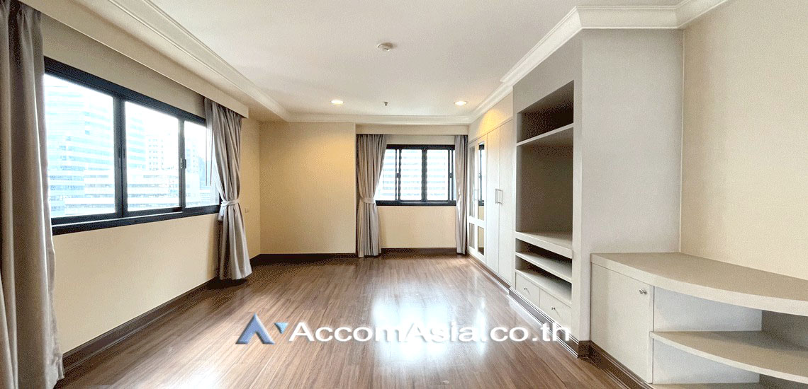 6  3 br Apartment For Rent in Sukhumvit ,Bangkok MRT Sukhumvit - BTS Asok at Perfect Apartment for Big Family, Prime Location Near Main Street 18695