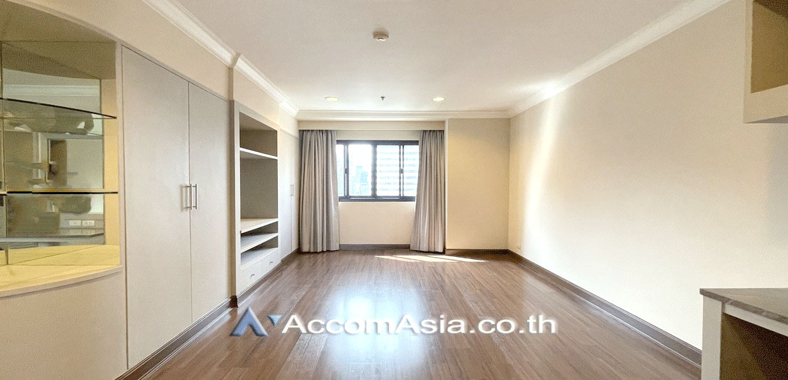 8  3 br Apartment For Rent in Sukhumvit ,Bangkok MRT Sukhumvit - BTS Asok at Perfect Apartment for Big Family, Prime Location Near Main Street 18695