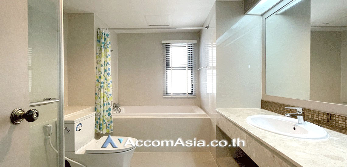 12  3 br Apartment For Rent in Sukhumvit ,Bangkok MRT Sukhumvit - BTS Asok at Perfect Apartment for Big Family, Prime Location Near Main Street 18695