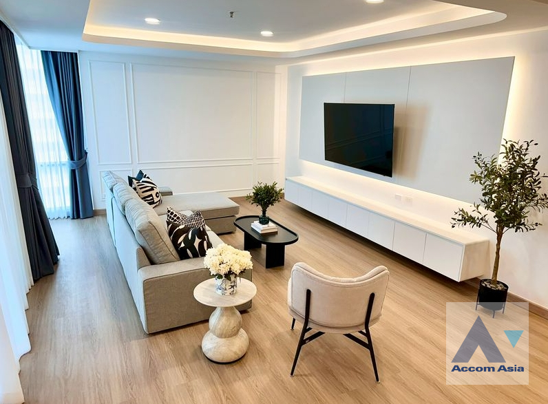  1  3 br Condominium For Rent in Ploenchit ,Bangkok BTS Chitlom at Grand Langsuan 28712