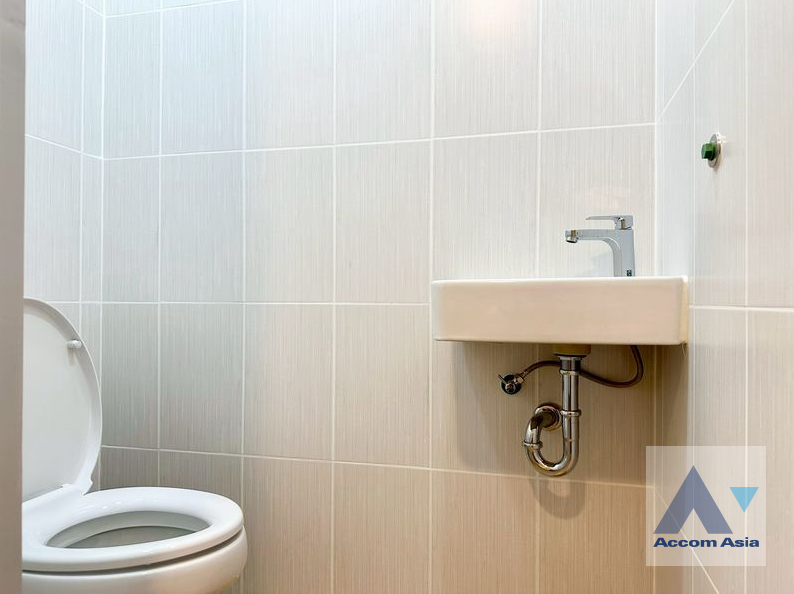 12  3 br Condominium For Rent in Ploenchit ,Bangkok BTS Chitlom at Grand Langsuan 28712