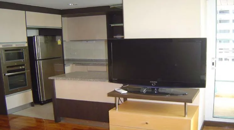 unitPet friendly |  2 Bedrooms  Apartment For Rent in Sukhumvit, Bangkok  near BTS Nana (18753)
