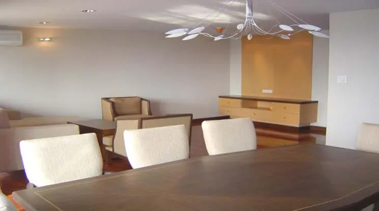 4  3 br Apartment For Rent in Sukhumvit ,Bangkok BTS Nana at Tranquil ambiance 18755