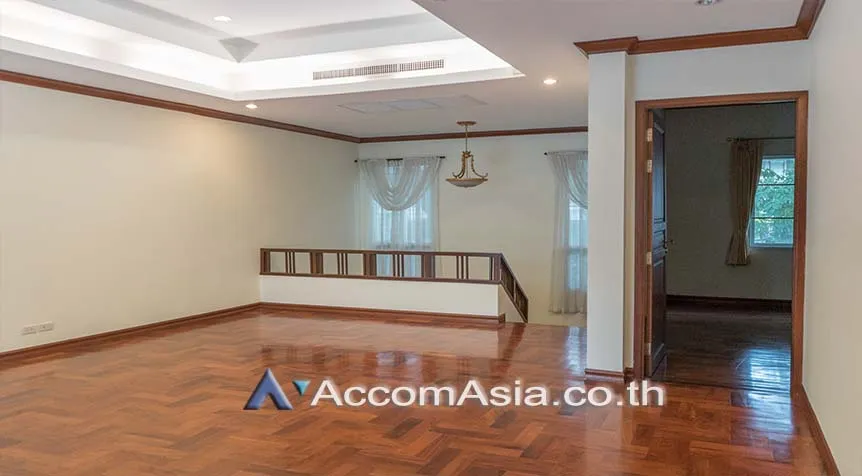13  4 br House for rent and sale in Sukhumvit ,Bangkok BTS Thong Lo at Exclusive family compound 58763