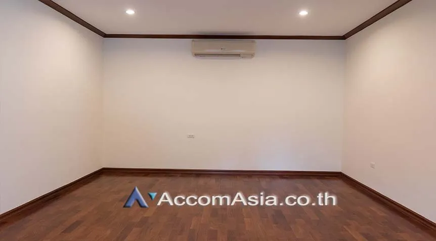 14  4 br House for rent and sale in Sukhumvit ,Bangkok BTS Thong Lo at Exclusive family compound 58763