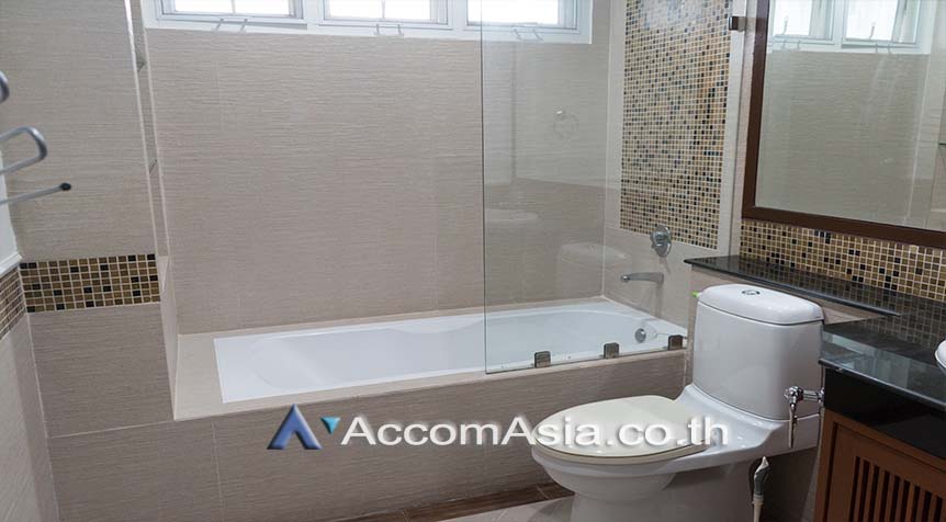 15  4 br House For Rent in Sukhumvit ,Bangkok BTS Thong Lo at Exclusive family compound 58763