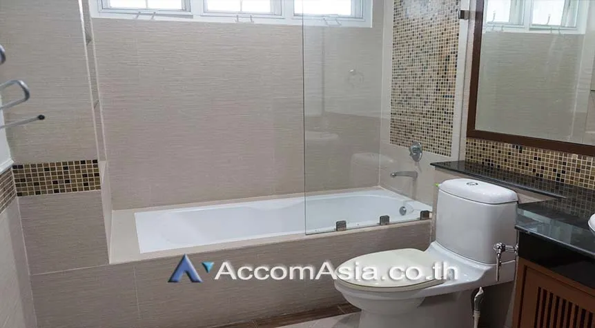 15  4 br House for rent and sale in Sukhumvit ,Bangkok BTS Thong Lo at Exclusive family compound 58763