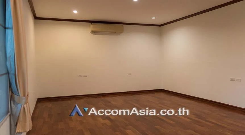 16  4 br House for rent and sale in Sukhumvit ,Bangkok BTS Thong Lo at Exclusive family compound 58763