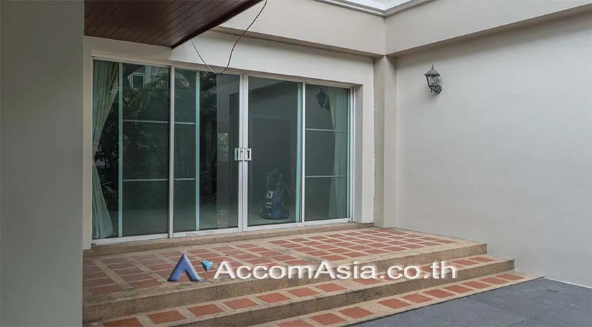  1  4 br House for rent and sale in Sukhumvit ,Bangkok BTS Thong Lo at Exclusive family compound 58763