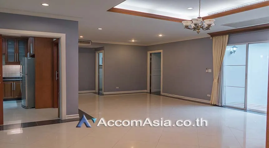 6  4 br House for rent and sale in Sukhumvit ,Bangkok BTS Thong Lo at Exclusive family compound 58763
