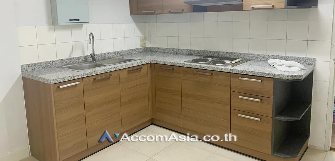 5  3 br House for rent and sale in Phaholyothin ,Bangkok BTS Ari 48765