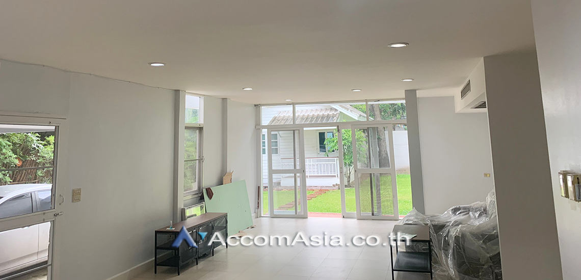  1  3 br House for rent and sale in Phaholyothin ,Bangkok BTS Ari 48765