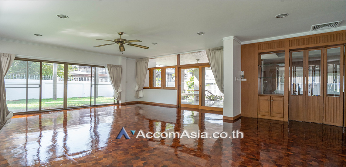 8  3 br House for rent and sale in Ploenchit ,Bangkok BTS Ploenchit 9018104