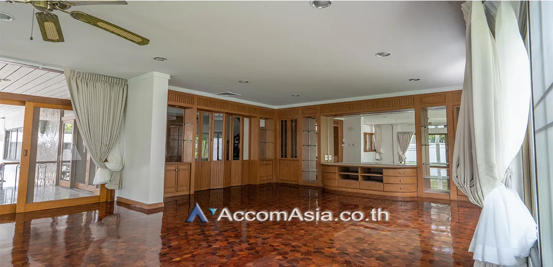 9  3 br House for rent and sale in Ploenchit ,Bangkok BTS Ploenchit 9018104