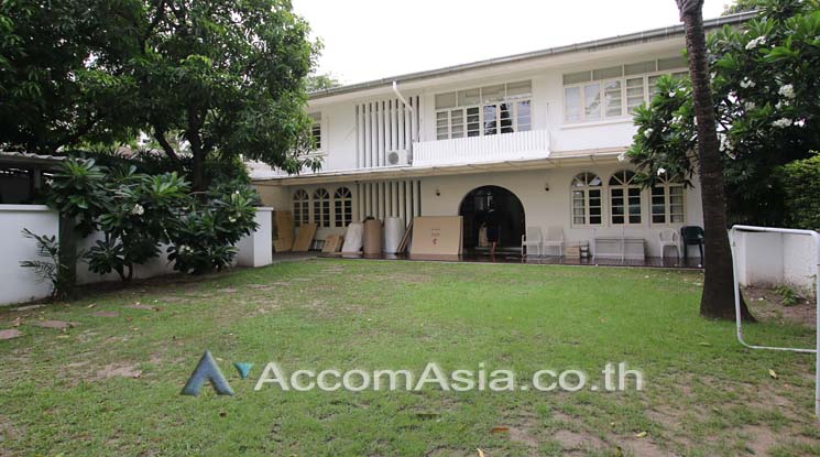 4  4 br House for rent and sale in Sukhumvit ,Bangkok BTS Ekkamai 10003301