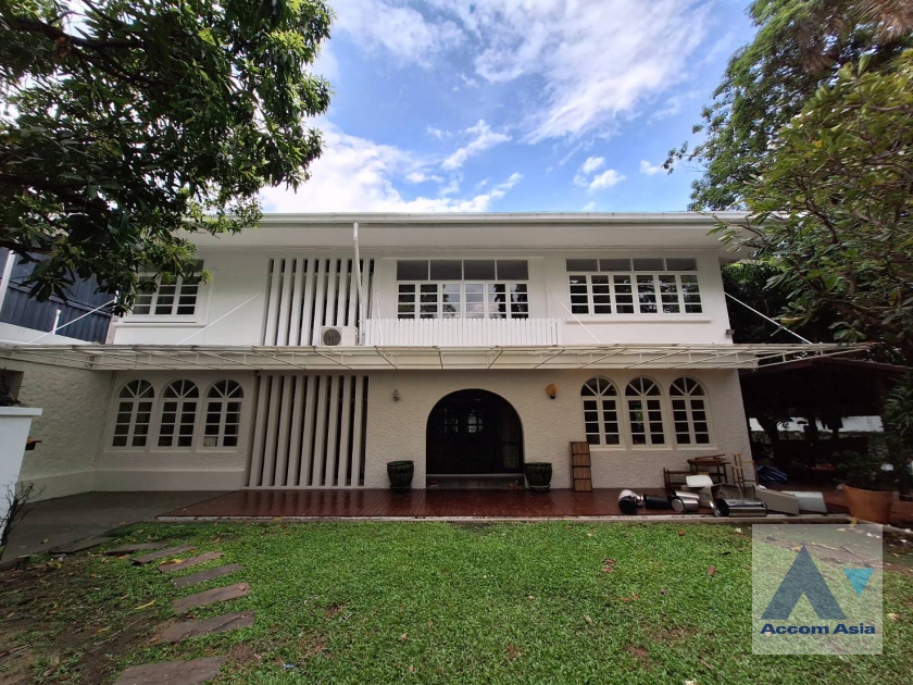 5  4 br House for rent and sale in Sukhumvit ,Bangkok BTS Ekkamai 10003301