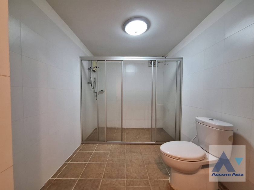 16  4 br House for rent and sale in Sukhumvit ,Bangkok BTS Ekkamai 10003301