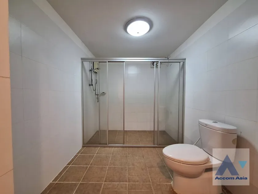 16  4 br House for rent and sale in Sukhumvit ,Bangkok BTS Ekkamai 10003301