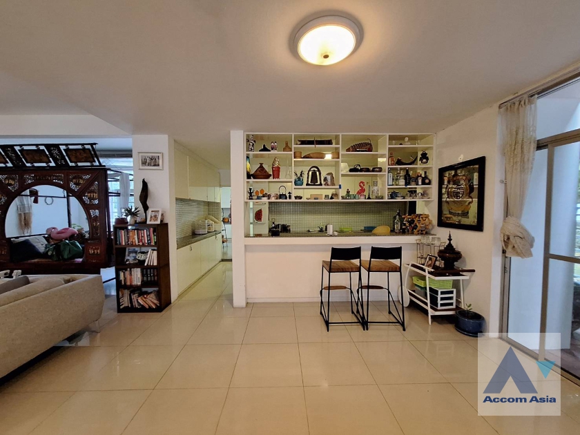  1  4 br House for rent and sale in Sukhumvit ,Bangkok BTS Ekkamai 10003301