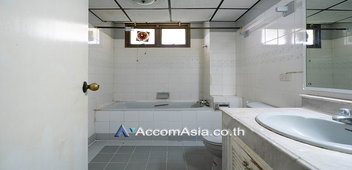 8  2 br Apartment For Rent in Sukhumvit ,Bangkok MRT Sukhumvit - BTS Asok at Homely Atmosphere 18988
