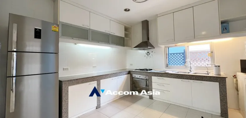 6  4 br House For Rent in Sukhumvit ,Bangkok BTS Phrom Phong at House in Compound 59011