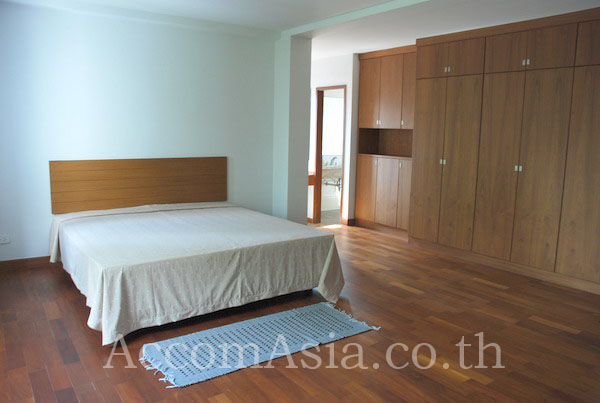 8  3 br Apartment For Rent in Sukhumvit ,Bangkok BTS Nana at Peaceful Living in CBD 19064