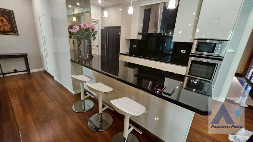 5  2 br Condominium for rent and sale in Sathorn ,Bangkok MRT Lumphini at Baan Nunthasiri 29099