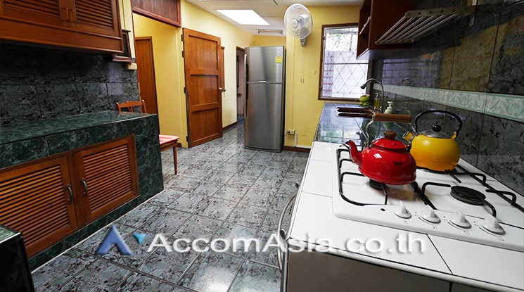 12  4 br House for rent and sale in Phaholyothin ,Bangkok BTS Ari 99199