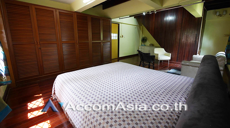 9  4 br House for rent and sale in Phaholyothin ,Bangkok BTS Ari 99199