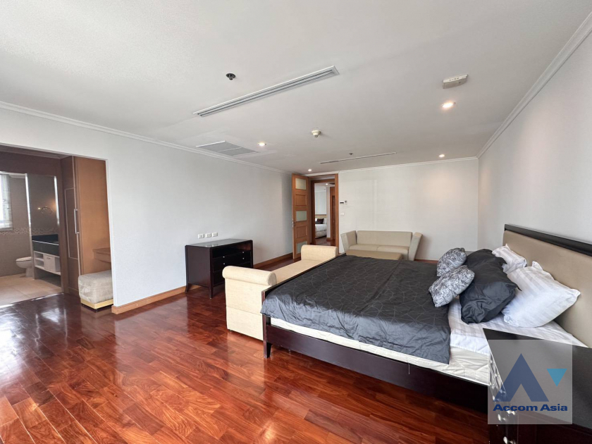 7  3 br Apartment For Rent in Sukhumvit ,Bangkok BTS Phrom Phong at Kids Friendly Space, Walk to BTS 450m 19235