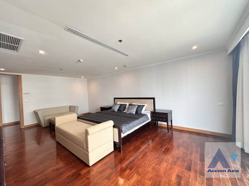 8  3 br Apartment For Rent in Sukhumvit ,Bangkok BTS Phrom Phong at Kids Friendly Space, Walk to BTS 450m 19235