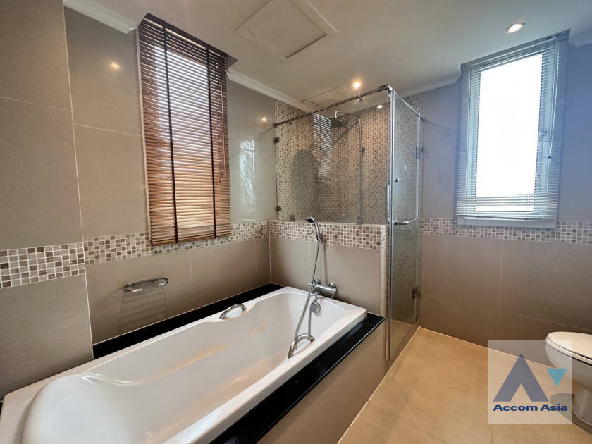 14  3 br Apartment For Rent in Sukhumvit ,Bangkok BTS Phrom Phong at Kids Friendly Space, Walk to BTS 450m 19235