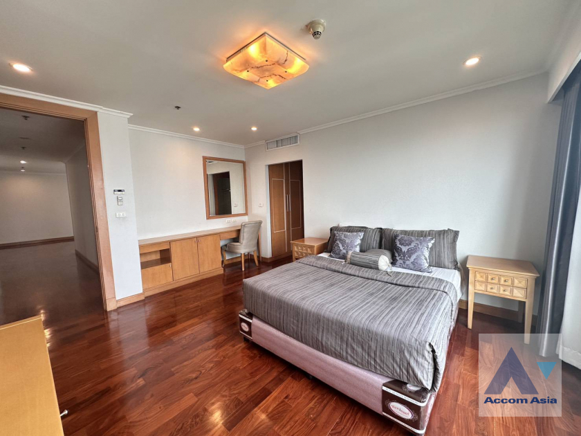 6  3 br Apartment For Rent in Sukhumvit ,Bangkok BTS Phrom Phong at Kids Friendly Space, Walk to BTS 450m 19235