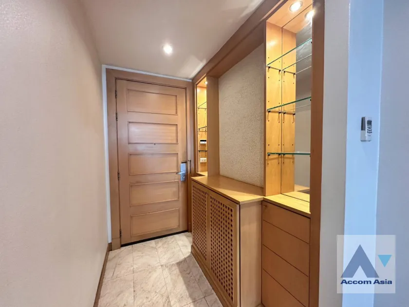 11  3 br Apartment For Rent in Sukhumvit ,Bangkok BTS Phrom Phong at Kids Friendly Space, Walk to BTS 450m 19235