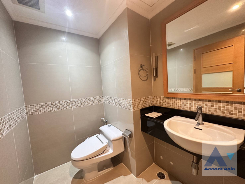 16  3 br Apartment For Rent in Sukhumvit ,Bangkok BTS Phrom Phong at Kids Friendly Space, Walk to BTS 450m 19235