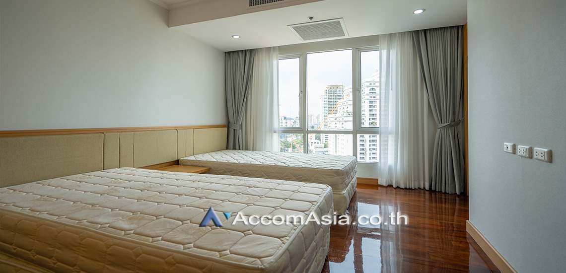 6  3 br Apartment For Rent in Sukhumvit ,Bangkok BTS Phrom Phong at Kids Friendly Space, Walk to BTS 450m 19238