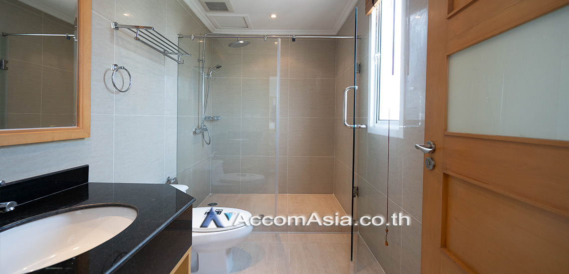 10  3 br Apartment For Rent in Sukhumvit ,Bangkok BTS Phrom Phong at Kids Friendly Space, Walk to BTS 450m 19238