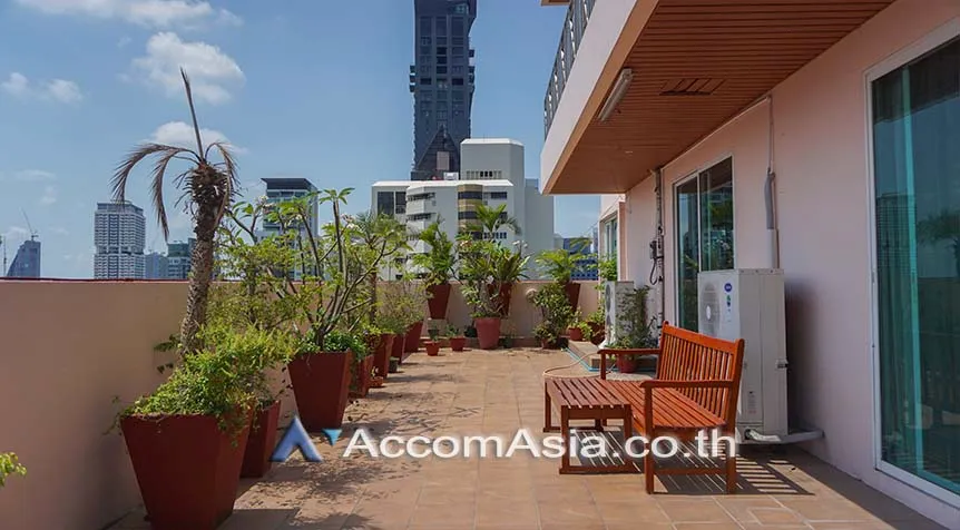 unitHuge Terrace, Big Balcony |  3 Bedrooms  Apartment For Rent in Sukhumvit, Bangkok  near BTS Phrom Phong (19241)