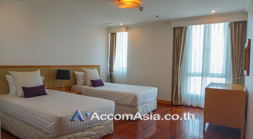 11  3 br Apartment For Rent in Sukhumvit ,Bangkok BTS Phrom Phong at Kids Friendly Space, Walk to BTS 450m 19241