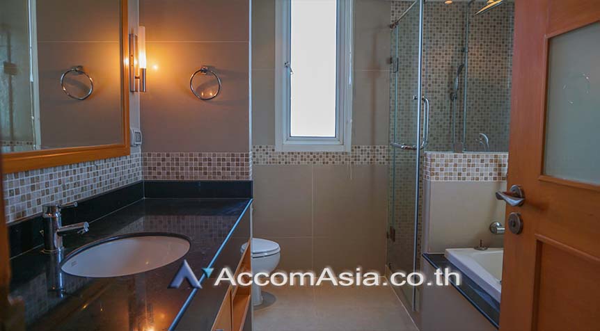 5  3 br Apartment For Rent in Sukhumvit ,Bangkok BTS Phrom Phong at Kids Friendly Space, Walk to BTS 450m 19241