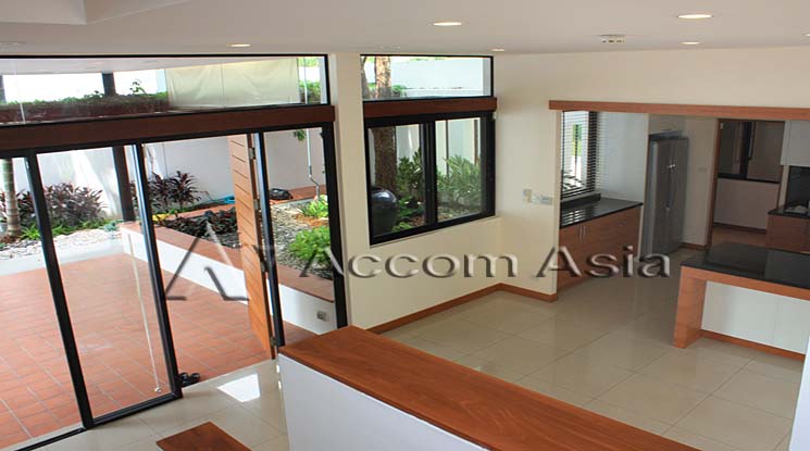 7  4 br House For Rent in Sukhumvit ,Bangkok BTS Thong Lo at A Peaceful Garden House 69270