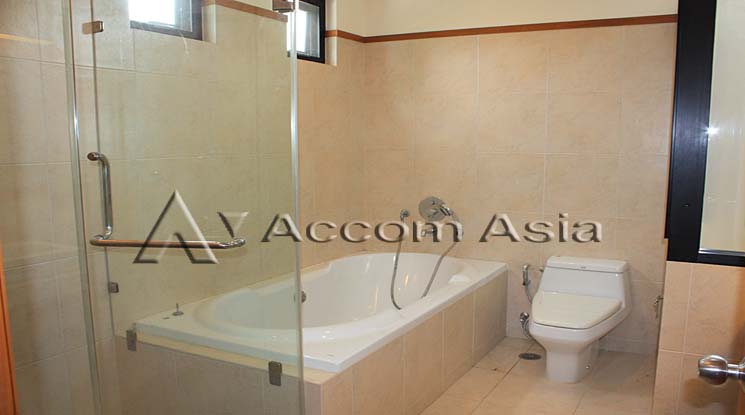 9  4 br House For Rent in Sukhumvit ,Bangkok BTS Thong Lo at A Peaceful Garden House 69270