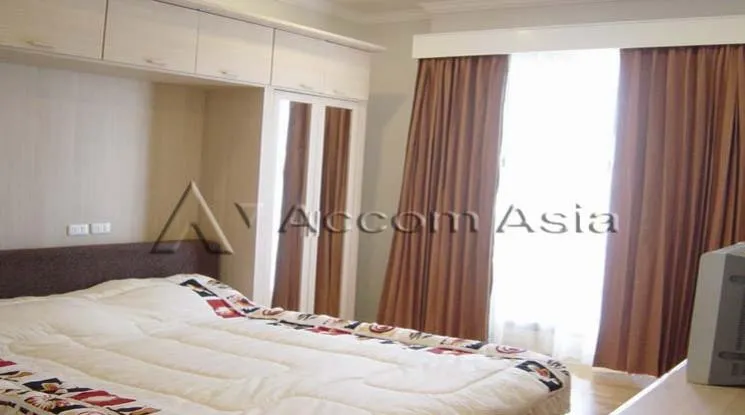 unit 2 Bedrooms  Condominium For Rent in Ratchadaphisek, Bangkok  near MRT Thailand Cultural Center (29423)