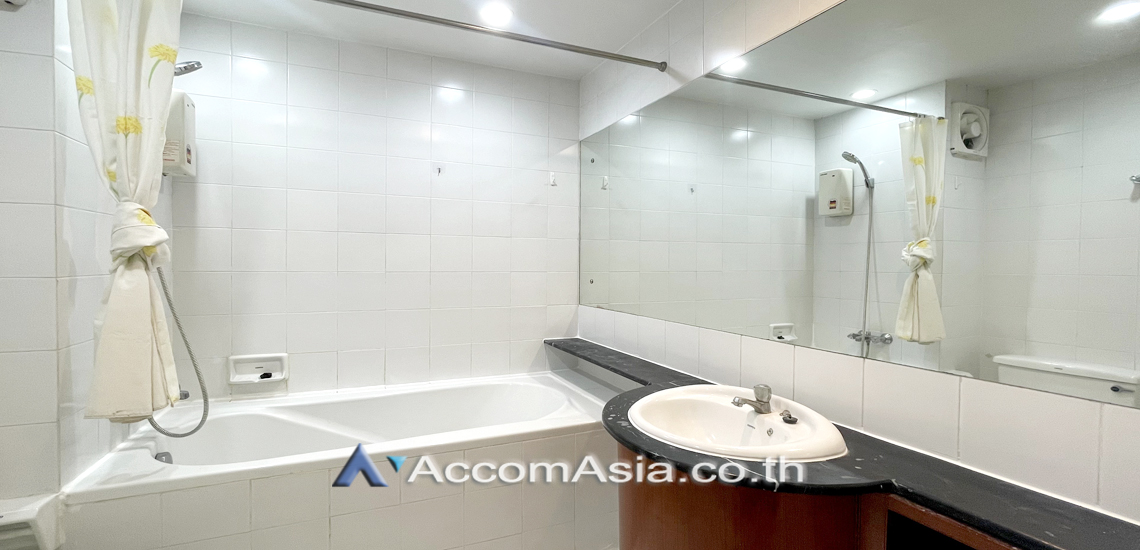 7  3 br Condominium For Rent in Sukhumvit ,Bangkok BTS Thong Lo at Raintree Villa 29447