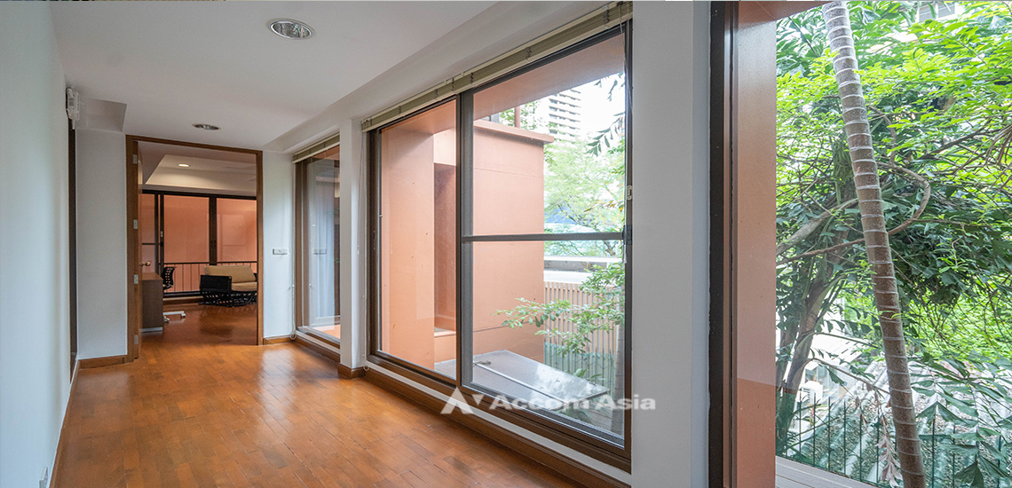 10  3 br House for rent and sale in Sukhumvit ,Bangkok BTS Phrom Phong at House in Compound 59532