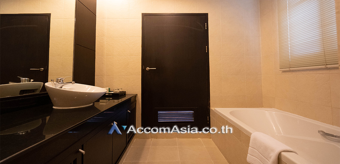 7  2 br Apartment For Rent in Sukhumvit ,Bangkok BTS Asok - MRT Sukhumvit at Elegant place for a Pet Friendly 19676