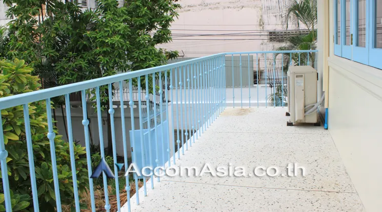 11  3 br House For Rent in Ploenchit ,Bangkok BTS Ploenchit 9000104
