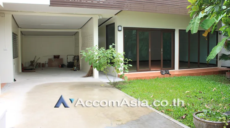 14  3 br House For Rent in Ploenchit ,Bangkok BTS Ploenchit 9000104